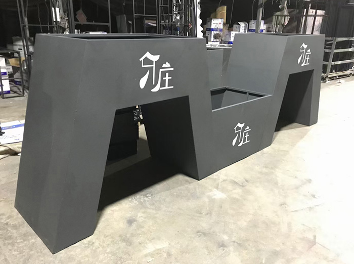 金属花箱